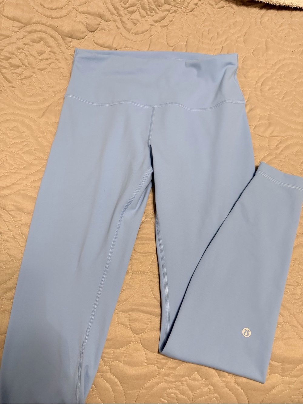 NWT: lululemon Wunder Train HR Tight 28”